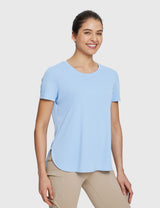 Everyday Outdoor Set: Model in blue UPF 50+ tee and khaki shorts. #color_Kentucky Blue