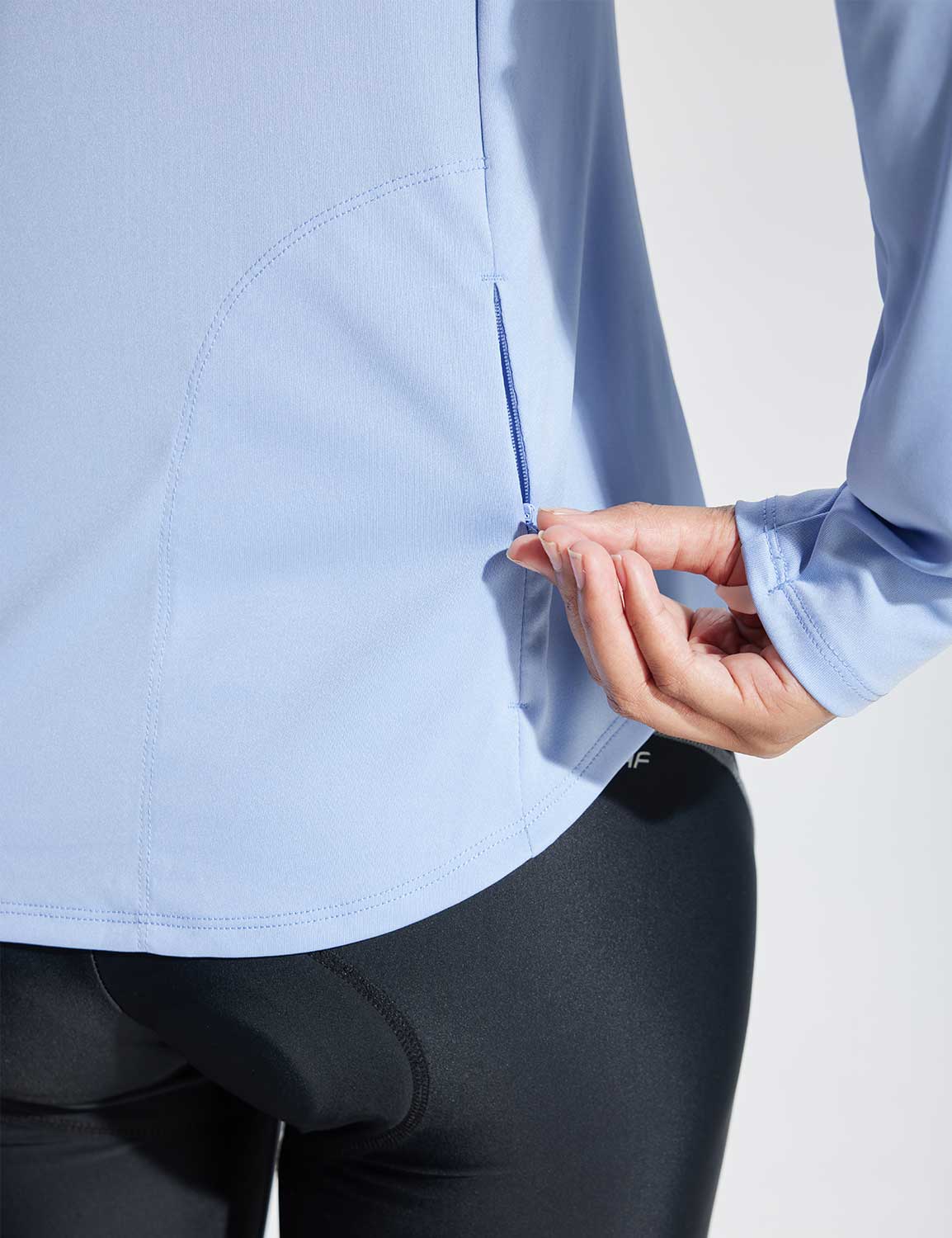 Baleaf Women's UPF50+ Crew Neck Cycling Long Sleeve Shirts Kentucky Blue Details