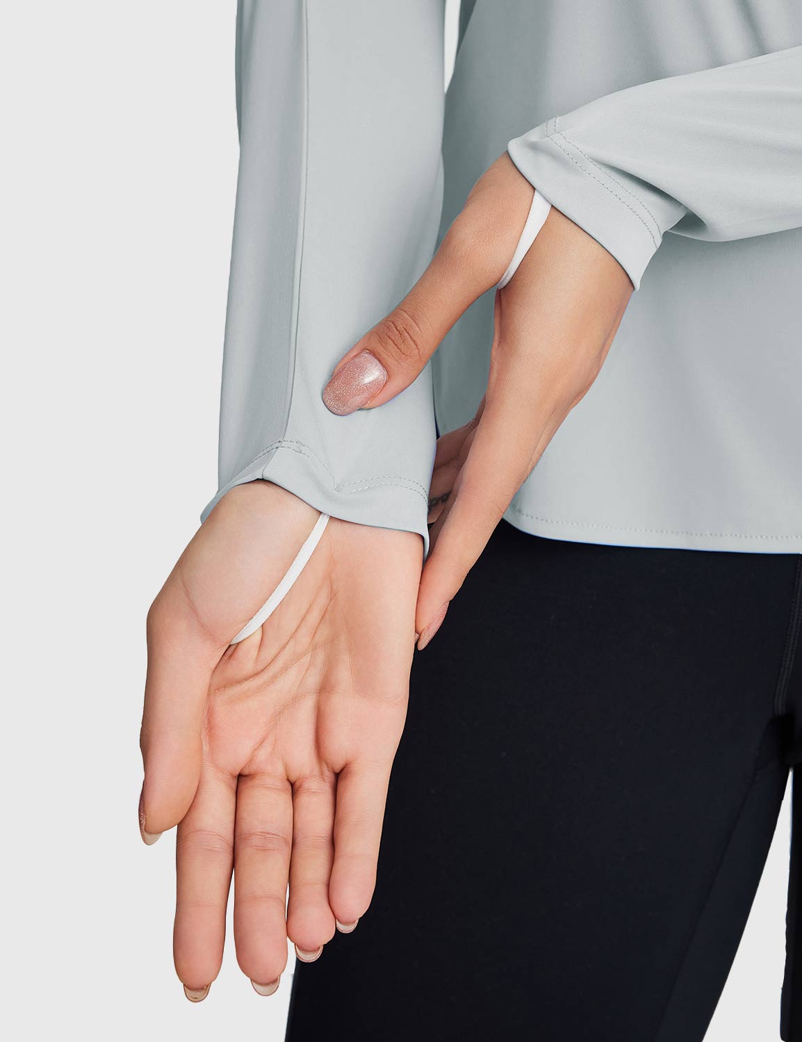 Baleaf Women's Rounded Hem Hooded Long Sleeve High-Rise with Thumbholes