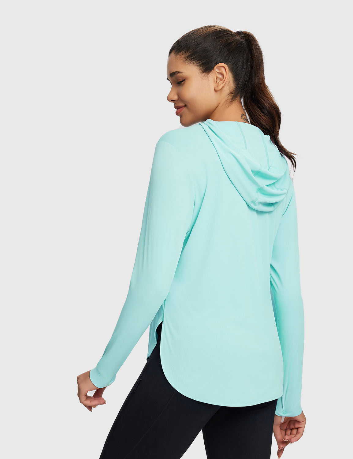 Baleaf Women's Rounded Hem Hooded Long Sleeve Spa Retreat Back