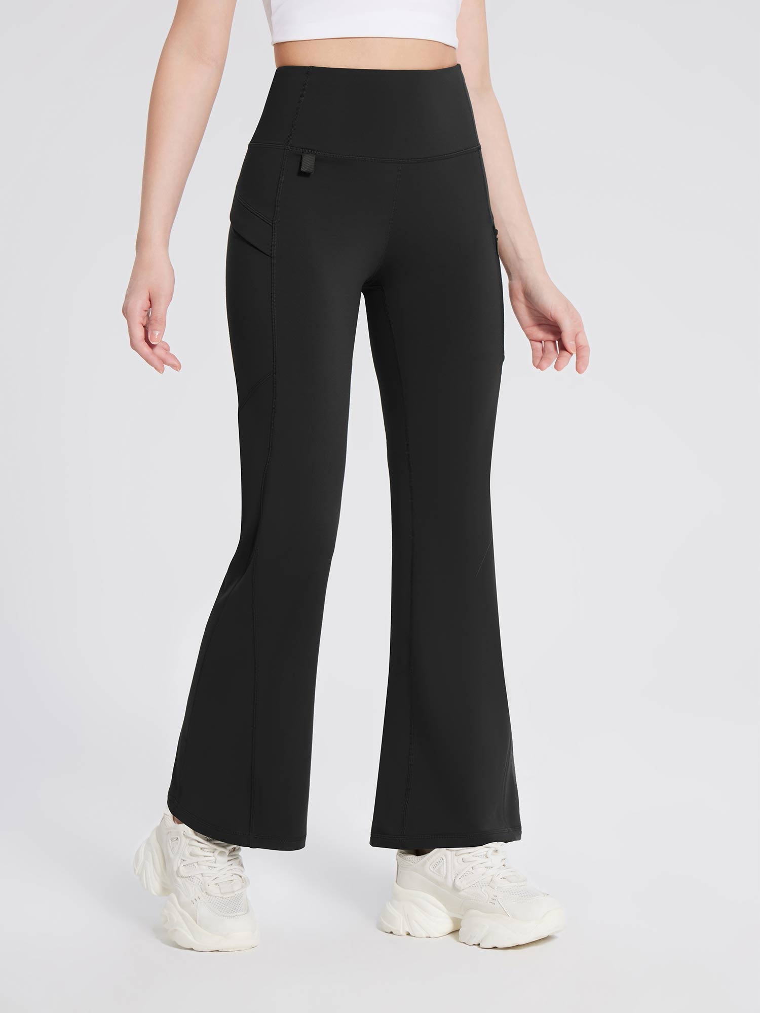 Baleaf Women's Fleece-Lined Zip Pocket Flare Pants – Baleaf Sports