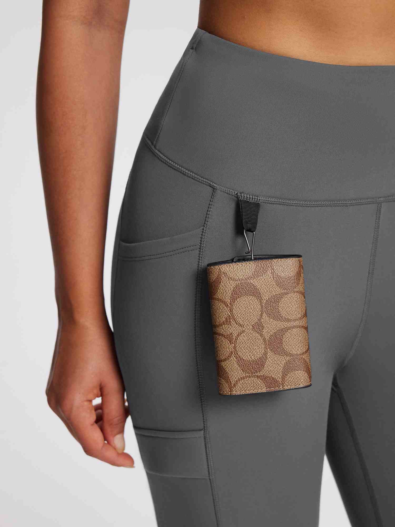 #color_Lavender Gray