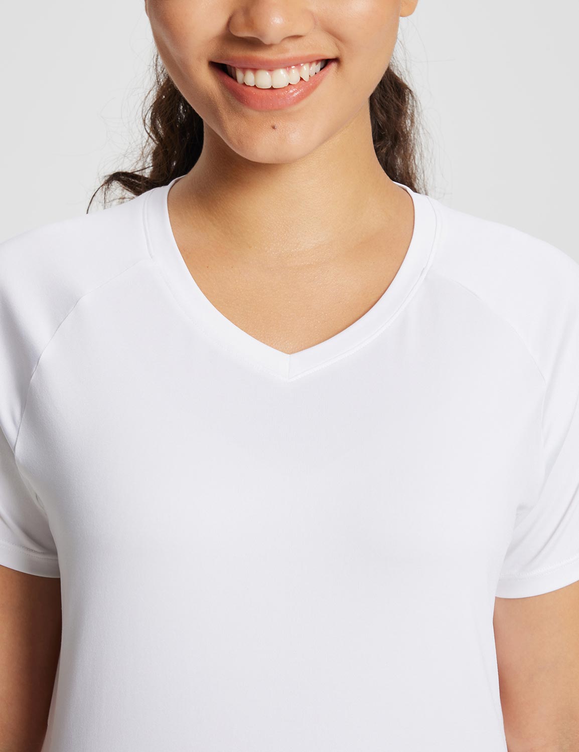 Baleaf Women's Summer Short Sleeve V Neck T-shirts Lucent White Details