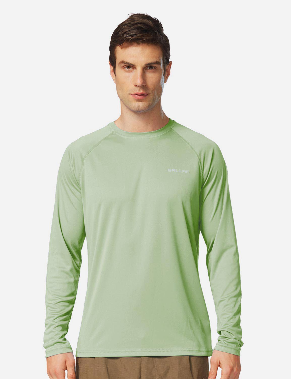 Baleaf Men's UPF50+ Long Sleeved Loose Fit Casual T-Shirt aga002 Pale Green Front