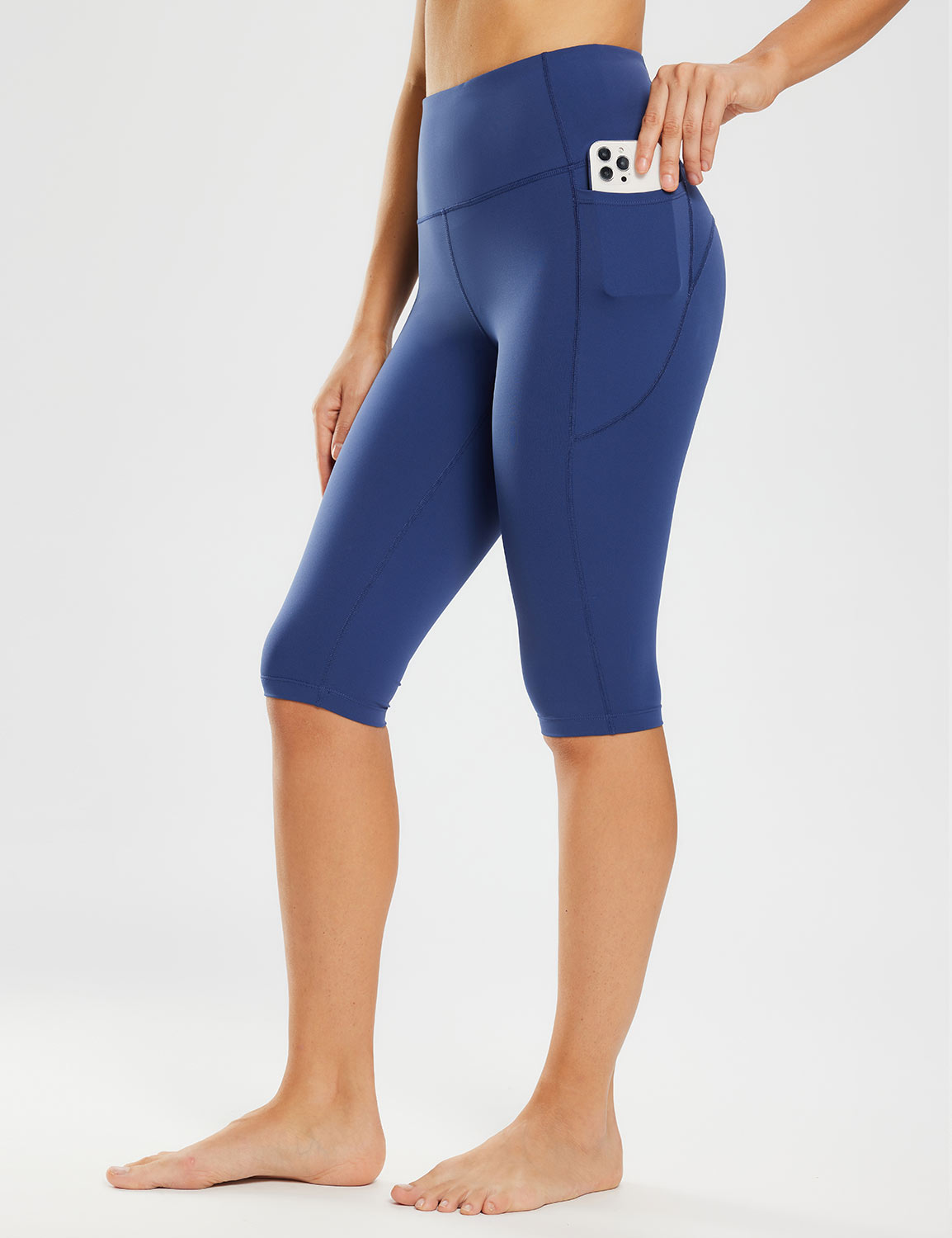 Baleaf Women's Sweatleaf Knee-Length Pocketed Capris ebh011 Estate Blue Side
