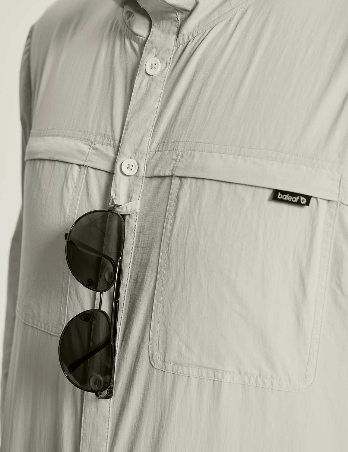 Baleaf Men's UPF 50+ Long-Sleeve Sun Hoodie ega018 Oatmeal Details